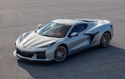 Chevrolet Corvette Z06 2023 - Khối Động Cơ Mạnh Mẽ